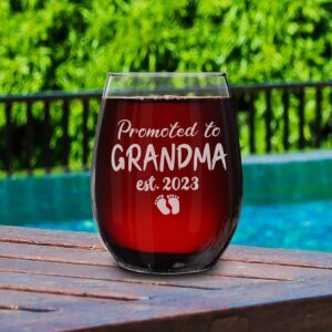 shop4ever Promoted To Grandma Est 2023 Engraved Stemless Wine Glass Gift for First Time Grandmother, New Grandma, Grandma to Be, Grammy