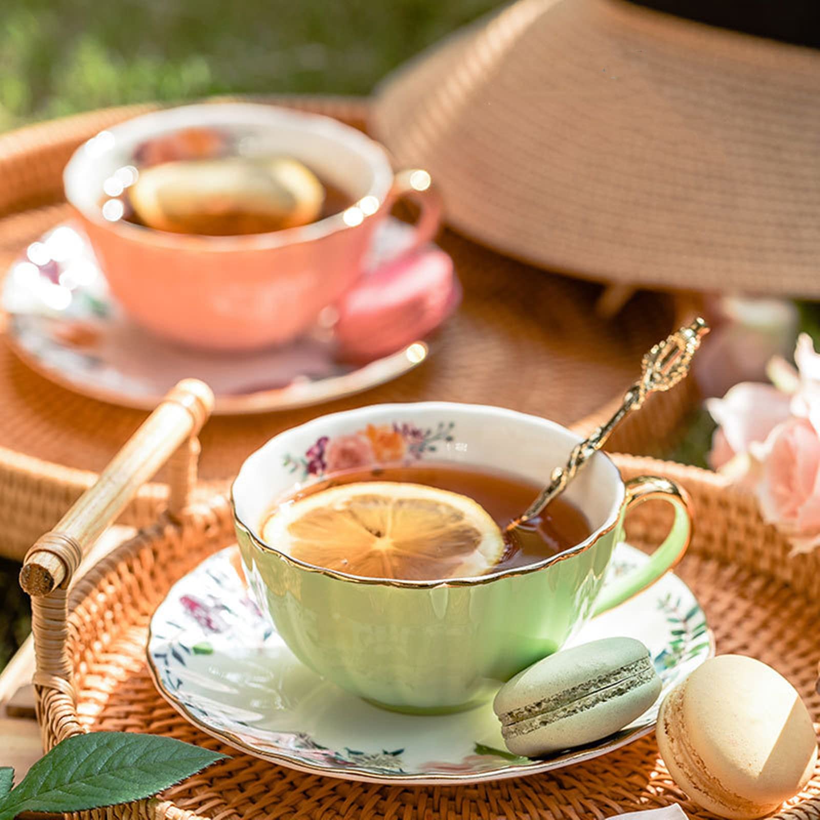 Lyellfe Set of 2 Tea Cup and Saucers, 8 Oz Floral Tea Cups with Gold Trim and Spoon, Porcelain British Coffee Cups, Cappuccino Espresso Latte Cup Mugs for Party Birthday Wedding Gifts