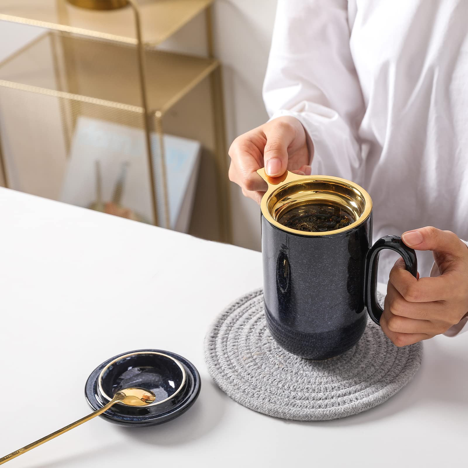 Ceramic Tea Cup Mug Infuser - VICRAYS Large 16 oz Hot Loose Steeping Handle Teacup with Leaf Infuser Spoon Lid - Blue Tall Glazed Strainer Coffee Mug Microwave Safe - Blue