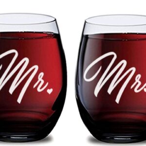 GSM Brands Mr and Mrs Stemless Wine Glasses for Bride and Groom Wedding Celebration (Set of 2), Made of Unbreakable Tritan Plastic and Dishwasher Safe - 16 Ounces