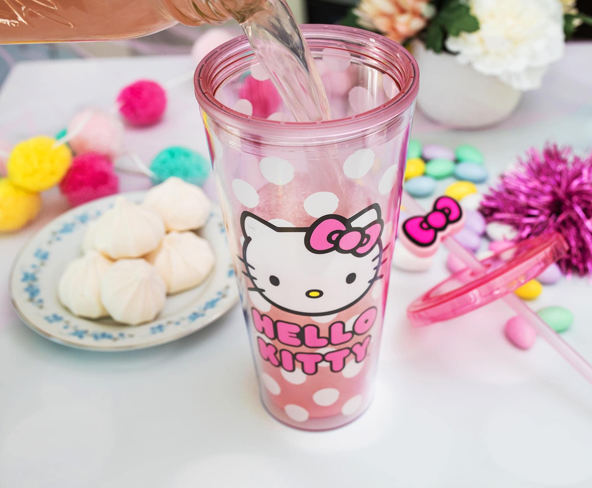 Silver Buffalo Sanrio Hello Kitty Face Carnival Cup With Lid and Topper Straw | Holds 24 Ounces