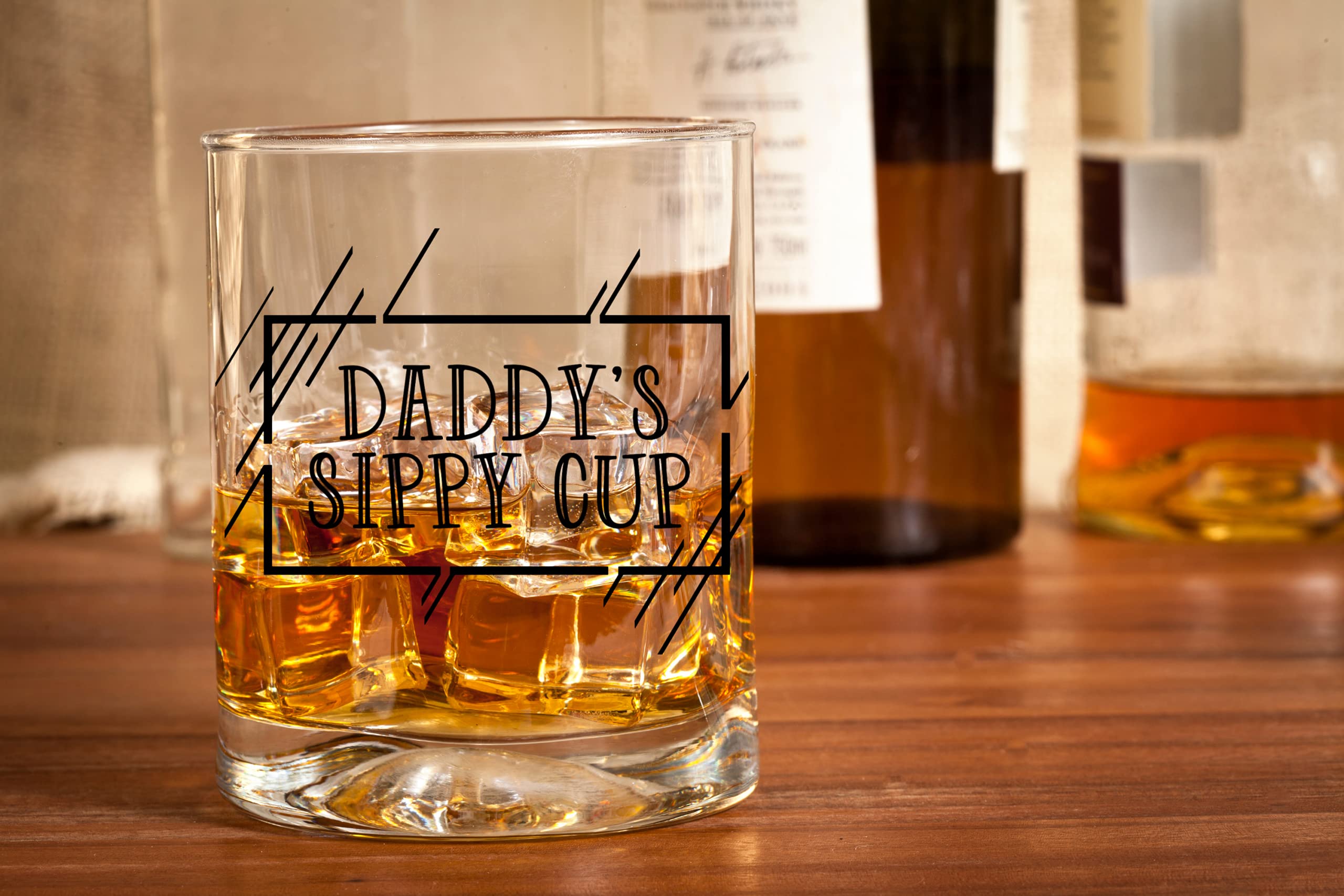 Daddy’s Sippy Cup Whiskey Glass - Funny New Dad Gifts for First Time Parents - Unique Christmas, Fathers Day, or Birthday Gift for Expecting Father - 11oz Premium Scotch Glass