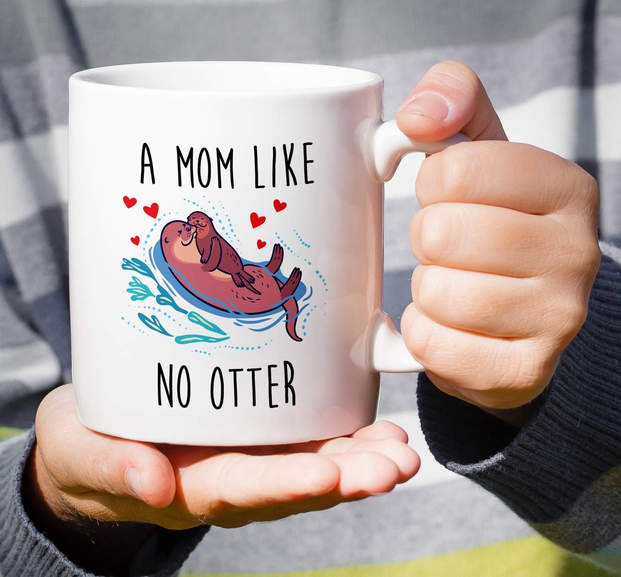 Retreez Funny Mug - A Mom Like No Otter Other 11 Oz Humor Ceramic Tea Coffee Mugs - Funny, Sarcasm, Sarcastic, Motivational, Inspirational birthday gifts for mom, mum, mama, mother, mother's day gift