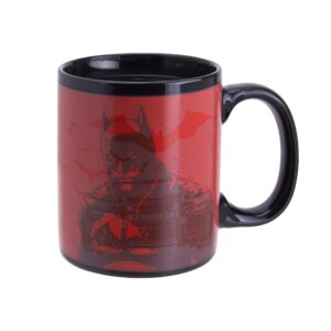 Paladone The Batman Heat Change Mug, 300 ml, DC Comics Ceramic Coffee Mug