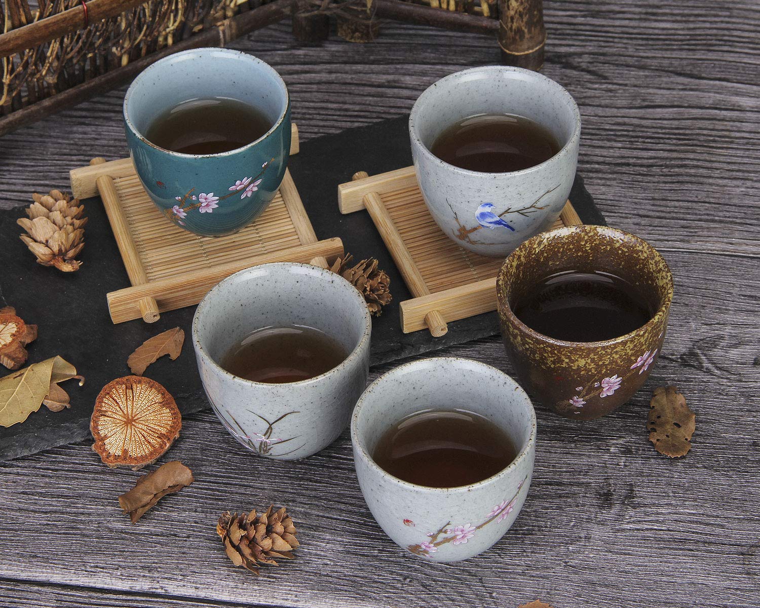 VanEnjoy Set of 5 Hand-Drawn Traditional Chinese Ceramic Teacup Tea Cups, Floral and Bird Pattern, Bulk Teacup in Gift Box (Floral Birds)