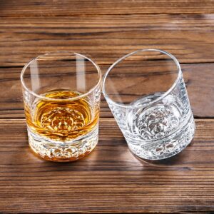 PARACITY Whiskey Glasses, Lion Pattern Thick Bottom, 10.6oz Old Fashioned Glasses for Whiskey, Gin, Vodka, Whiskey Glasses Set of 2, Gift for Men, Father's Day Gift