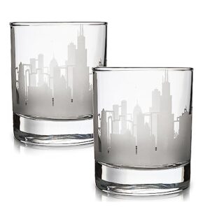 greenline goods skyline etched chicago whiskey glasses gift (set of 2) | old fashioned tumbler – for chicago lovers - windy city accessories and souvenirs - illinois glassware decor