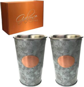 galrose galvanized iron mint julep cups - set of 2 with rose gold accents, stainless steel lined double walled 16 oz stylish beer glasses for home bars. unique 6th iron anniversary or birthday gift