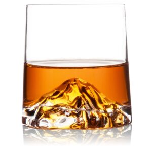 hcycfy old fashioned whiskey glasses set of 2 with slate coasters，8.5 oz mountain crystal glass for drinking bourbon,cognac， scotch, cocktails, gift for men, dad, husband, boyfriend