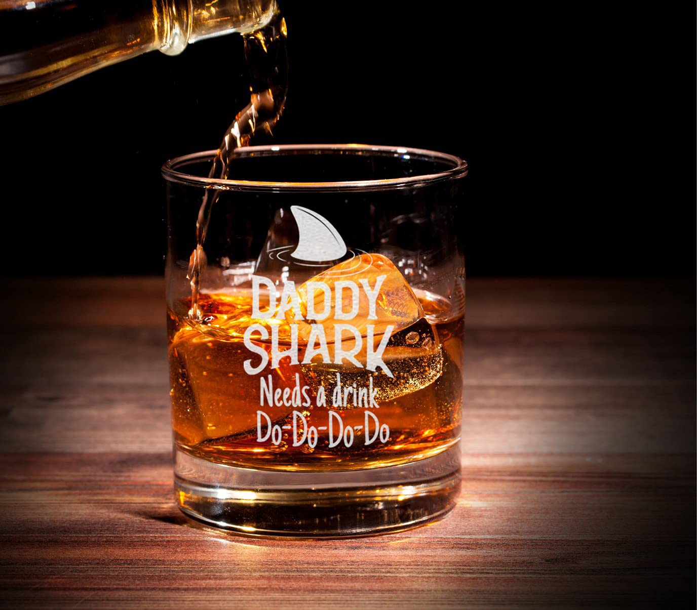 Daddy Shark Needs A Drink Do Do Do Whiskey Glass - Funny Birthday Fathers Day Gift for Dad