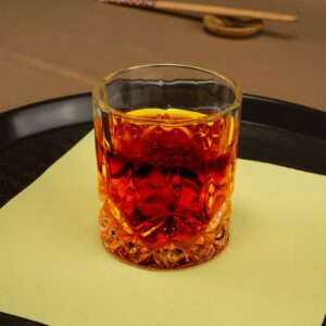 calliva von Old Fashioned Whiskey Glasses Set of 6, Heavy Crystal Rocks Glass In Gifts Box. Large 10oz Lowball Bar Tumbler for Bourbon Scotch Whisky Cocktail Drinking