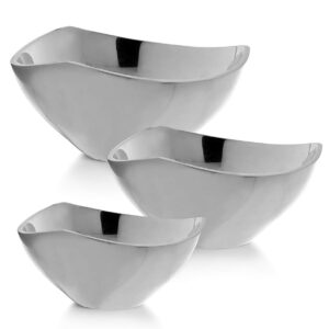 Nambe Tri-Corner Bowl | Chillable Salad Serving Bowl for Entertaining | 1 Quart Capacity - Measures at 7.5" x 4" | Serve Dips, Salsa, Appetizers, Olives, and Guacamole | Made Alloy