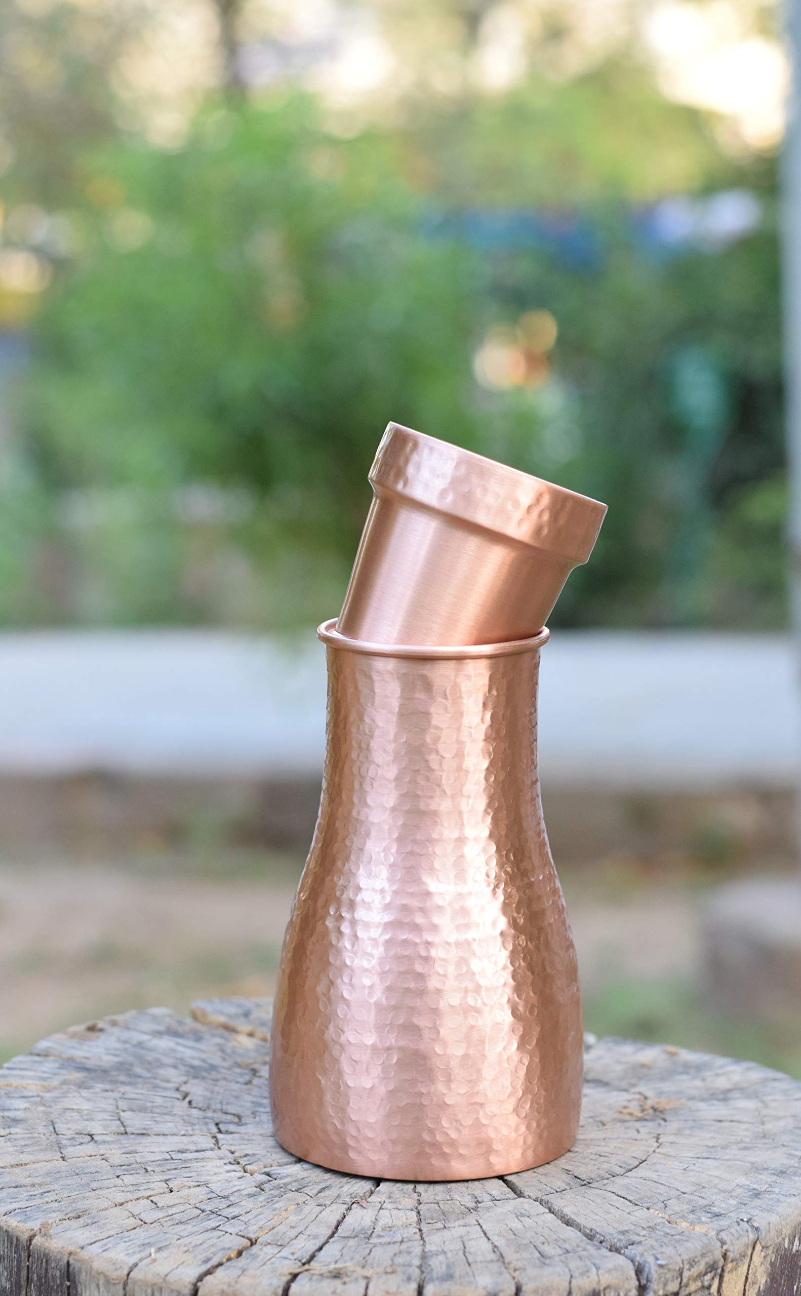 De Kulture Hammered Pure Copper Carafe Pitcher With Cap, Ideal Drinkware With Ayurveda and Yoga Benefits, 4 x 8 Inches (DH), 1 litre