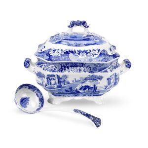 spode blue italian soup tureen and ladle set | covered serving dish for soup | made of fine porcelain | 3 quart capacity | dishwasher and microwave safe | blue/white
