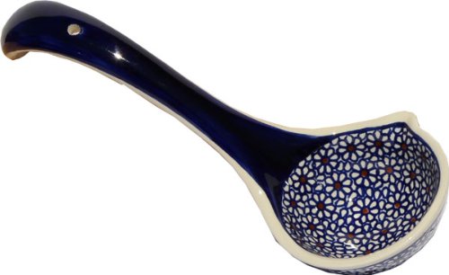 Polish Pottery Soup Tureen with Ladle Zaklady Ceramiczne Boleslawiec 1004/1367-120 Classic Pattern, 13.4 cups