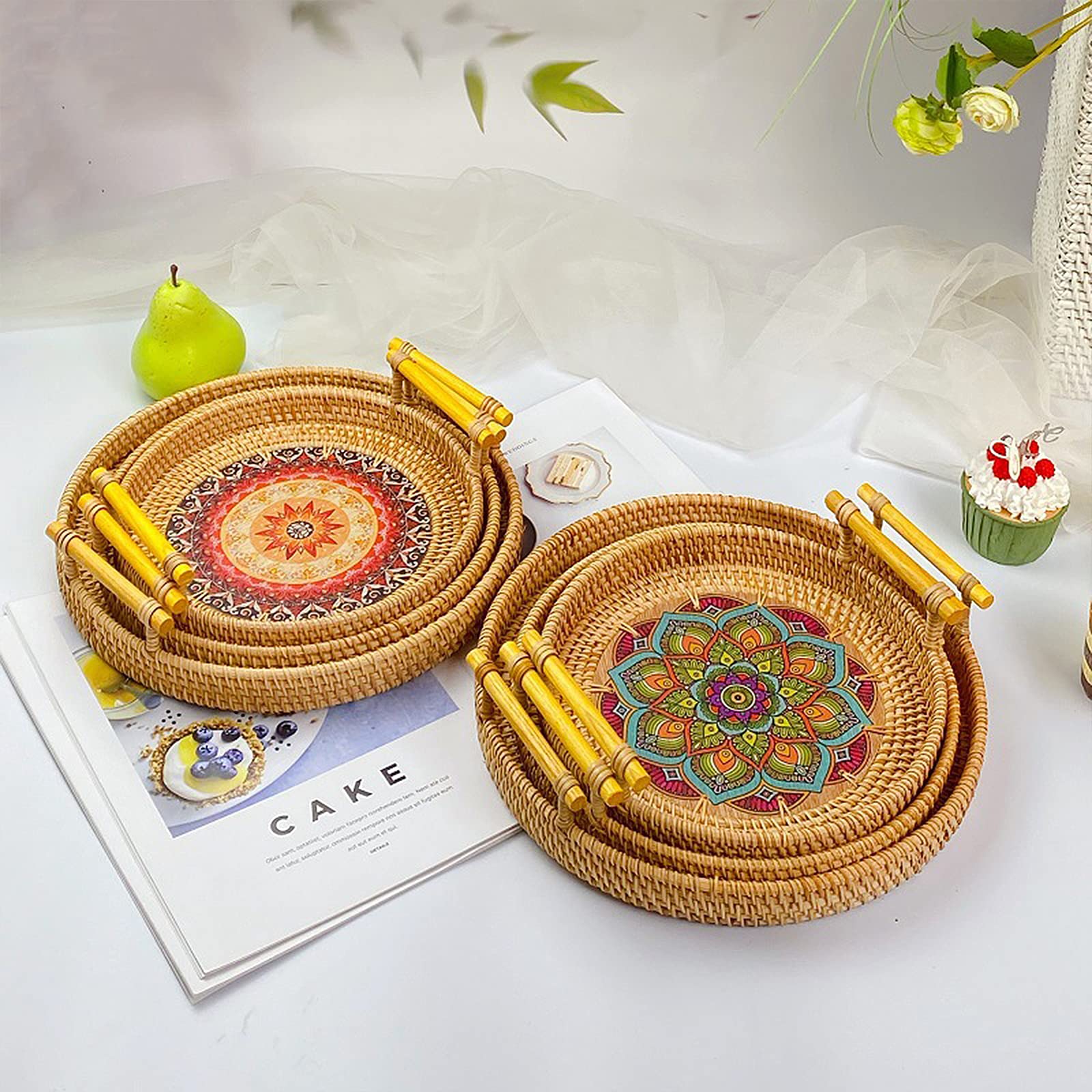 BDSJBJ Rattan Round Serving Tray,Rattan Woven Round Basket Decorative Woven Ottoman Trays with Handles Rustic Decorative Tray for Coffee Table Dinner Party Kitchen Organizer, Blue, 24*24*3CM