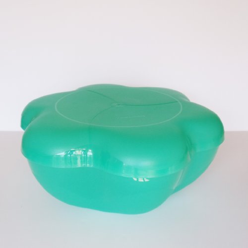 Tupperware Chip N Dip Set with Dip Bowls 1.5 Gallon Laguna Green