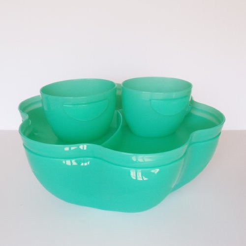 Tupperware Chip N Dip Set with Dip Bowls 1.5 Gallon Laguna Green