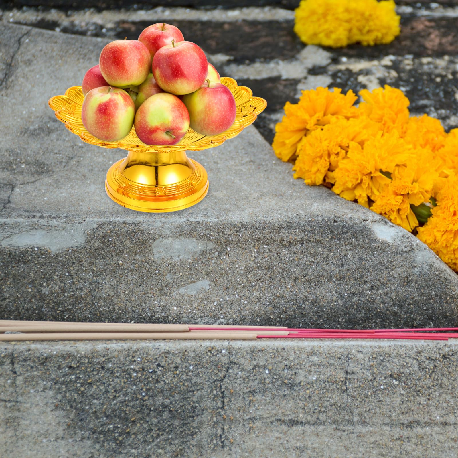 Buddha Altar Fruit Plate：2PCS Offering Plate Tribute Serving Trays - Offering Fruit Desserts and Snacks for Buddha Altar Temple - Gold (8 Inches)