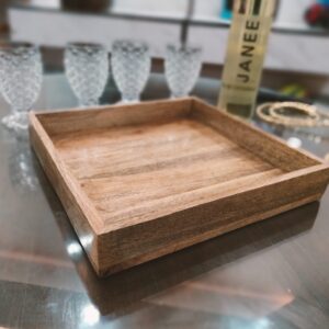 Natural Brown Wood Large Square Shaped Rustic Wooden Serving Tray Farmhouse Decor Square Top Breakfast Trays Tea Cheese Board Coffee Table