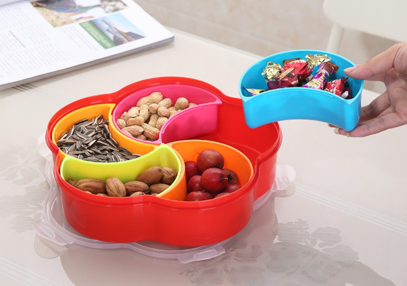 Emoyi Plastic Decorative Serving Trays Food Container with Lid and Removable Cup Appetizer Plates for Holiday Party and Kitchen