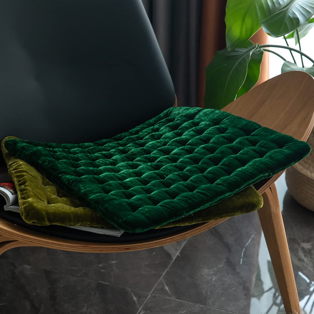 vctops Luxury Velvet Square Chair Pad Soft and Comfy Chair Cushion Tufted Indoor Seat Cushion Pillow Tatami (Dark Green,17"x17")