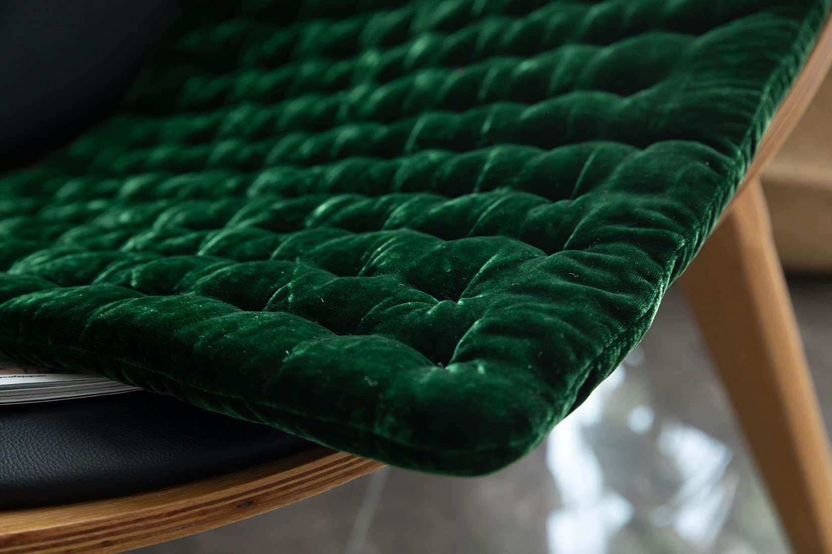 vctops Luxury Velvet Square Chair Pad Soft and Comfy Chair Cushion Tufted Indoor Seat Cushion Pillow Tatami (Dark Green,17"x17")