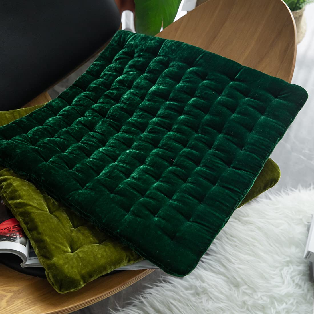 vctops Luxury Velvet Square Chair Pad Soft and Comfy Chair Cushion Tufted Indoor Seat Cushion Pillow Tatami (Dark Green,17"x17")