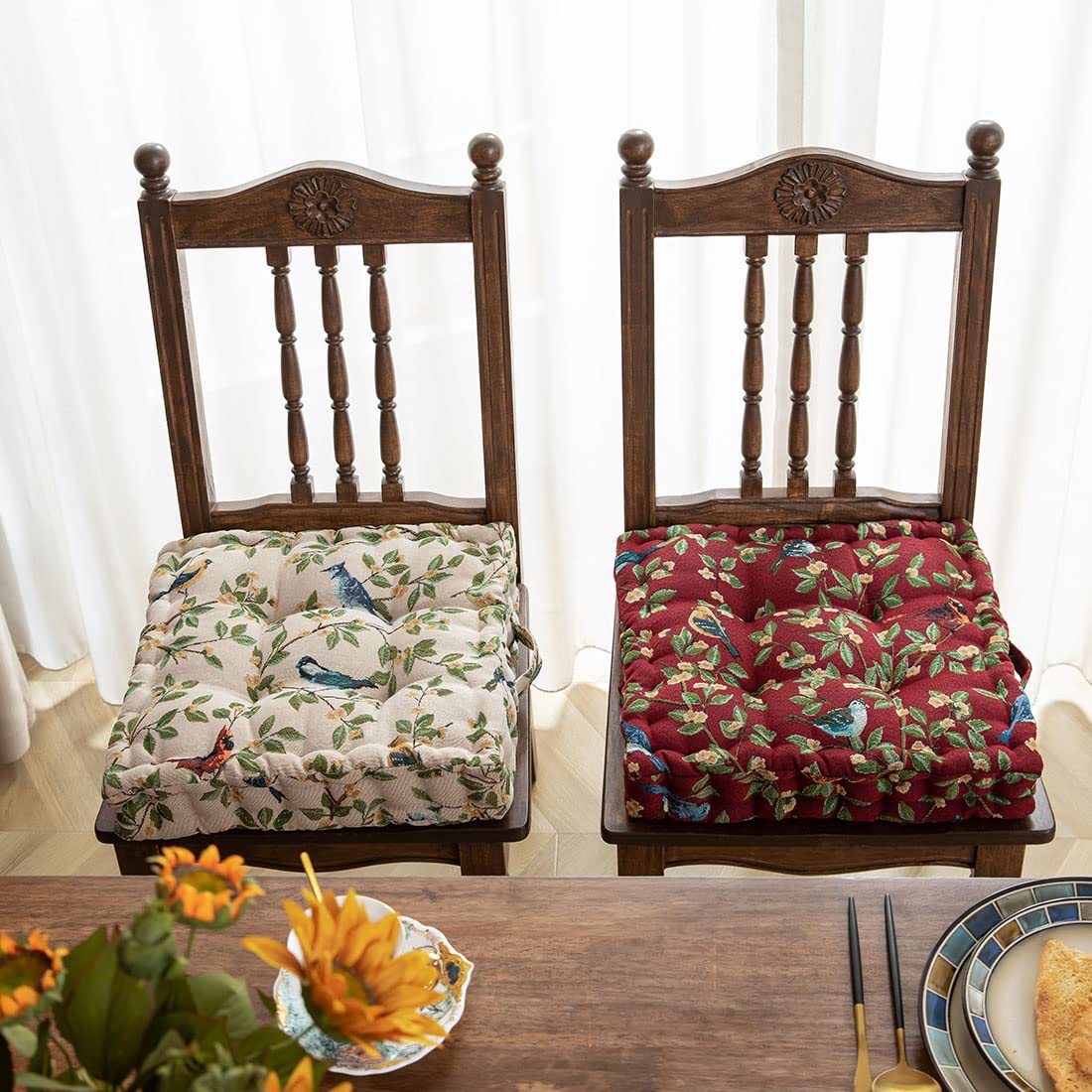 vctops Famrhouse Animal Printed Chair Seat Cushions for Dining Room Chairs Super Soft Comfy Chair Pad with Handle (Red,16"x16")