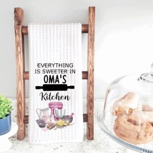 TSOTMO Oma Gift Oma Everything is Sweeter in Oma’s Kitchen Grandma Kitchen Towel Dish Towel (Sweeter OMA)