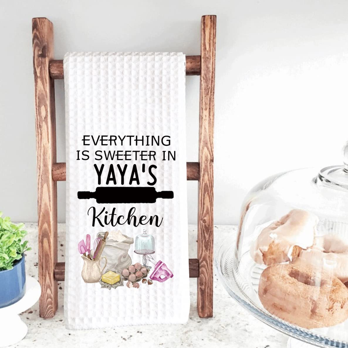 TSOTMO Yaya Gift Yaya Everything is Sweeter in Yaya’s Kitchen Grandma Kitchen Towel Dish Towel (Sweeter Yaya)