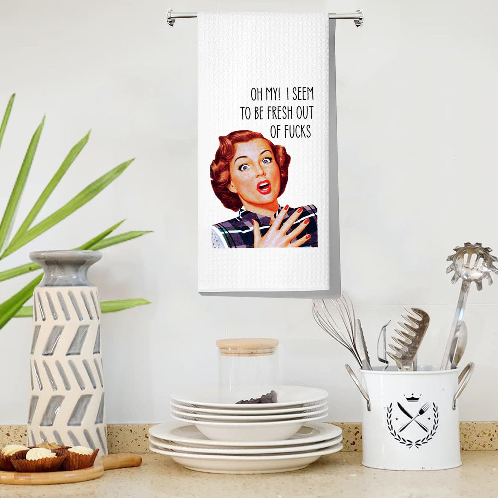 LEVLO Funny Retro Sassy Kitchen Towel Retro Housewife Gift Oh My I Seem to Be Fresh Out of Fucks Tea Towels Waffle Weave Kitchen Decor Dish Towels (Oh My I Seem)