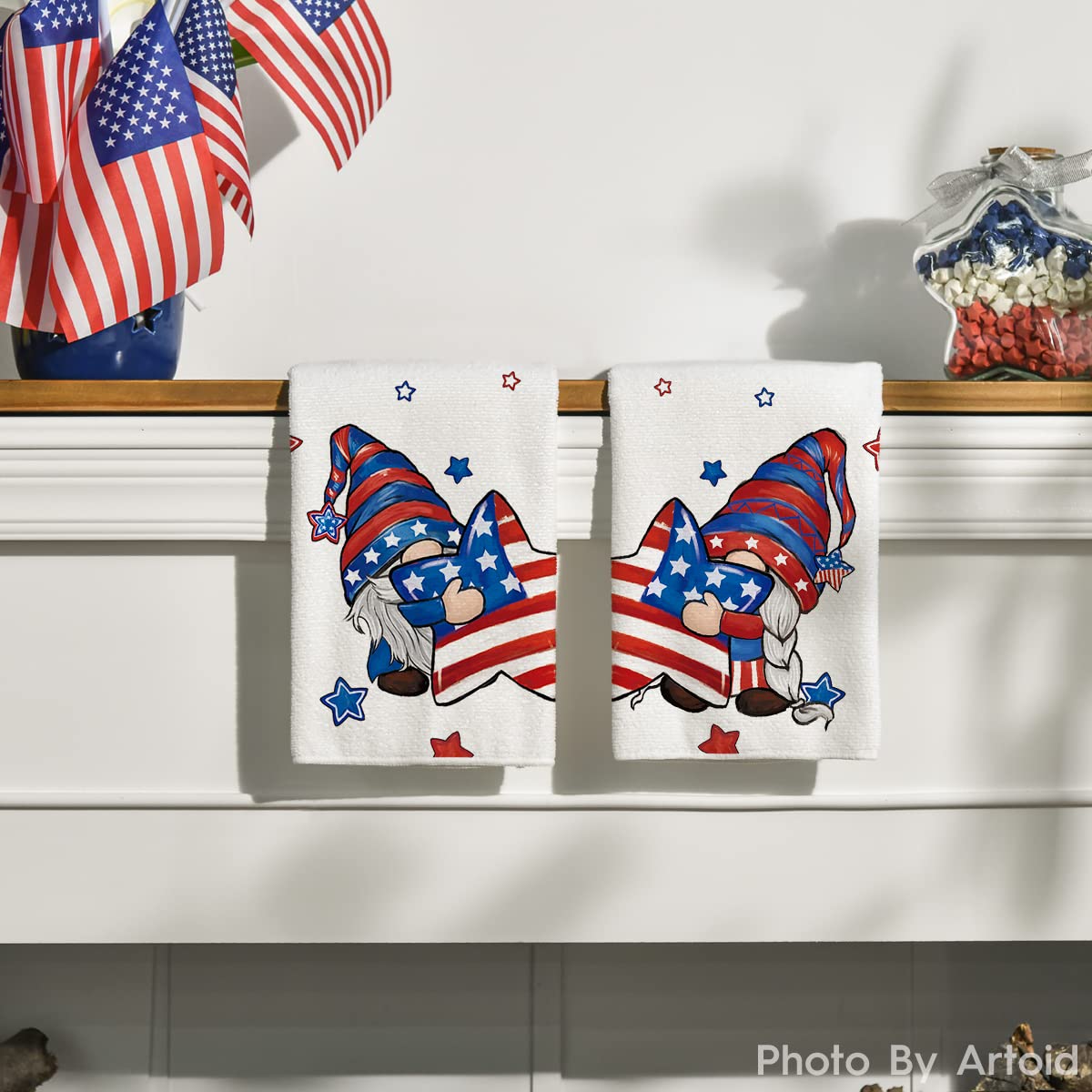 Artoid Mode American Flag Stars Gnome 4th of July Kitchen Towels Dish Towels, 18x26 Inch Seasonal Decoration Hand Towels Set of 2