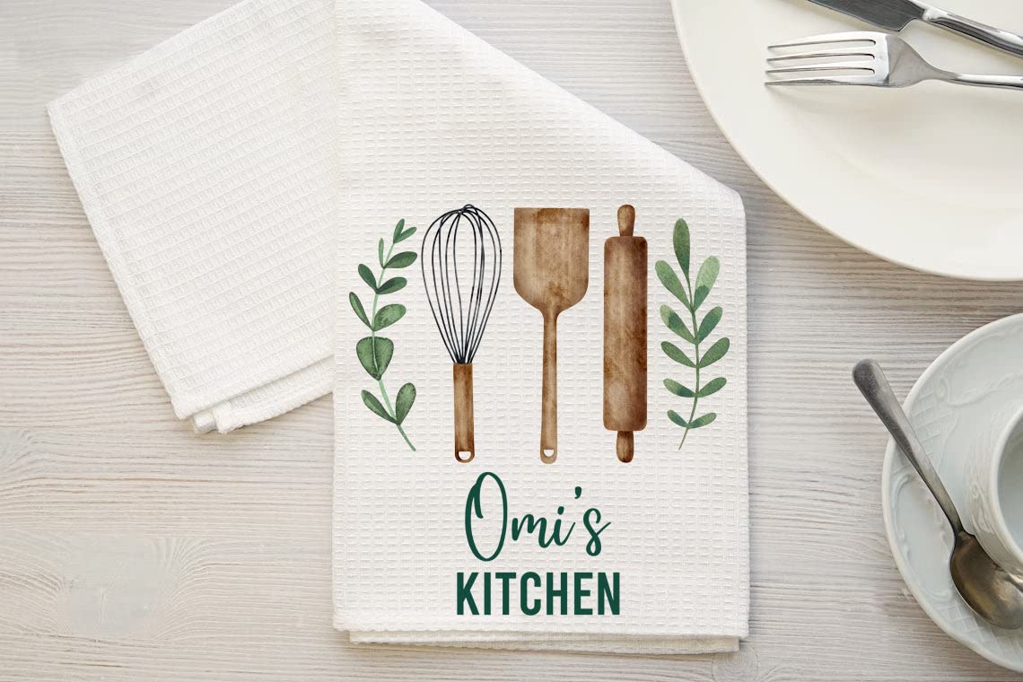 DiandDesignGift Omi's Kitchen Towel - Tea Towel Kitchen Decor - Omi's Kitchen Soft and Absorbent Kitchen Tea Towel - Decorations House Towel - Kitchen Dish Towel Omi's Birthday Gift