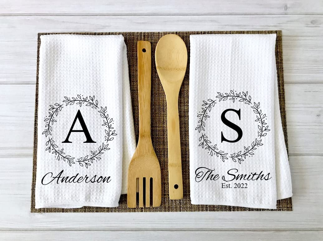 Personalized Kitchen Towel | Custom Tea Towel | Family Name Dish Towel | Kitchen Decor | Hand Towel | Housewarming Gift | Monogram Dishcloth (Wreath 5)