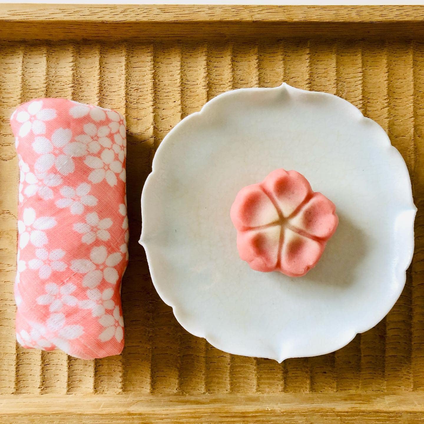 Shirayuki Japanese Kitchen Cloth KYO-YUZEN Cherry Blossoms. Set of 3. Made Layered Fine Mesh Cloth. Dish Wipe, Table Wipe, Hand Wipe. Made in Japan (Cherry Blossoms)