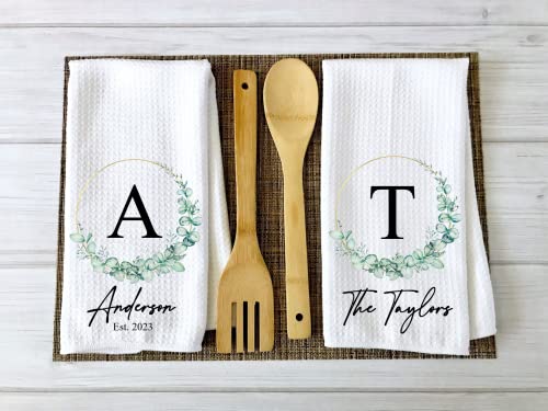 Personalized Kitchen Towel | Custom Tea Towel | Family Name Dish Towel | Kitchen Decor | Hand Towel | Housewarming Gift | Monogram Dishcloth (Wreath 4)