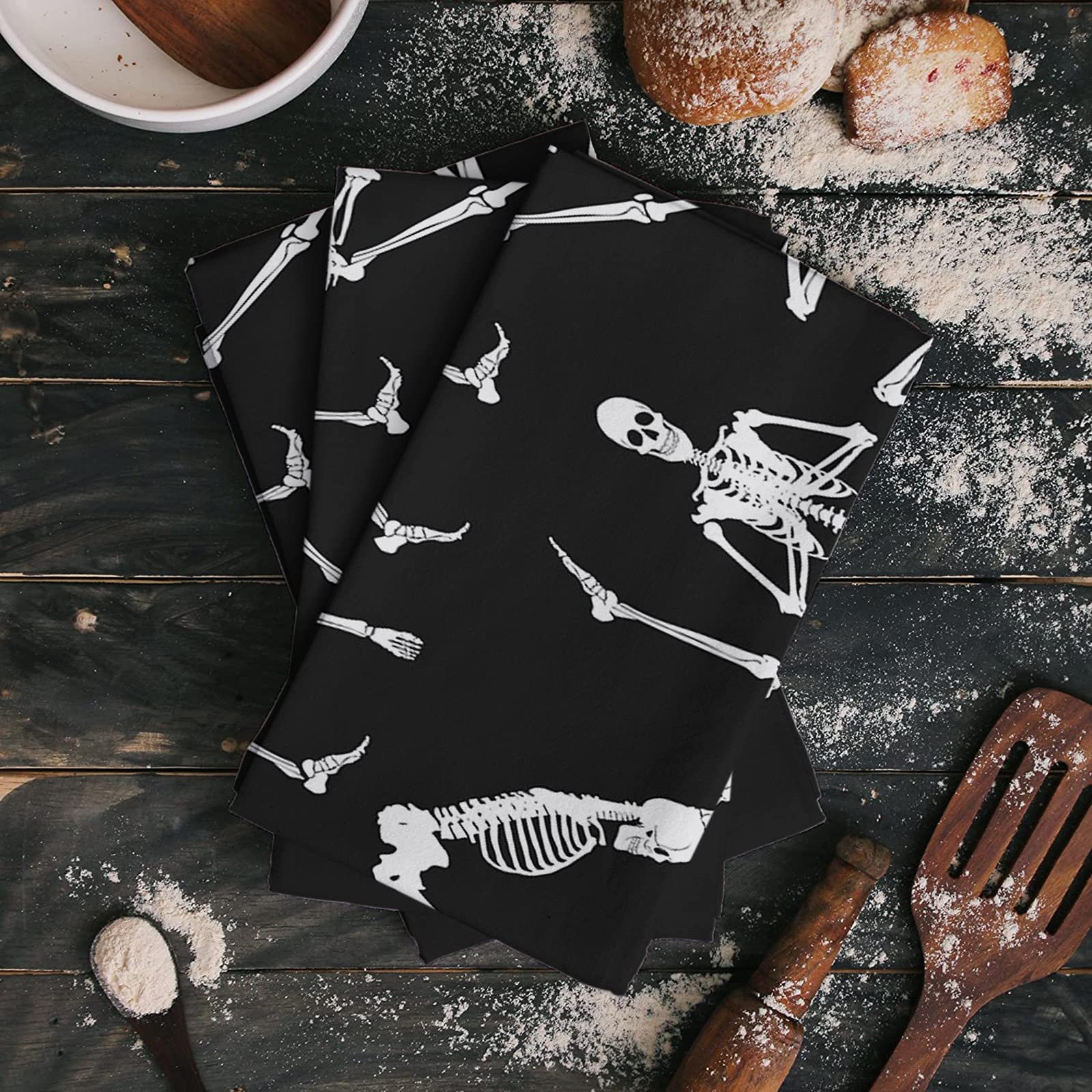 Chic Decor Home Halloween Kitchen Towels Funny Skeleton Yoga Tea Towel Microfiber Absorbent Washable Black White Soft Hand Dish Towel Cleaning Cloth，18 x 28 Inch (WXH-210715-SWHH04529WJGBCDH)