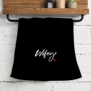 OHSUL Wifey and Hubby Highly Absorbent Bath Towels Set of 2,Hubby Wifey Beach Towels for Couples,Wedding Anniversary Valentine’s Gift for Couples,Wife Husband Gifts