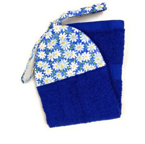 white and yellow daisy daisies on blue reversible ties on stays put kitchen bathroom hanging loop hand dish towel