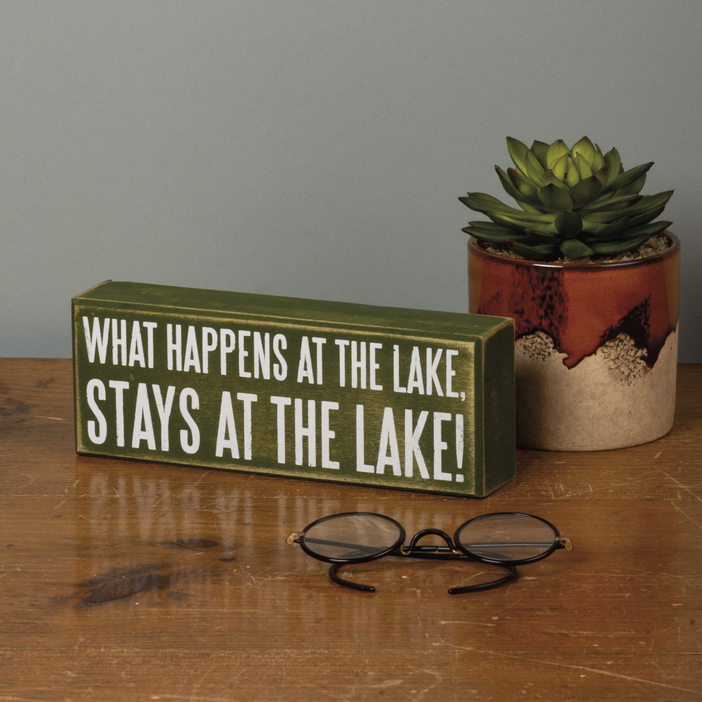 Primitives by Kathy 21113 Distressed Green Box Sign, 8 x 3-Inches, Stays at The Lake
