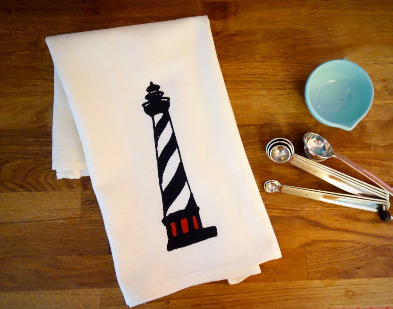 North Carolina Tea Towel. Cape Hatteras Lighthouse Illustration Dish Towel. North Carolina Gift. Perfect Housewarming Gift for your NC Local