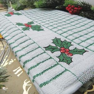 The Original Poli-dri Kitchen Towel from Samuel Lamont 100% Cotton (Holly Leaves)