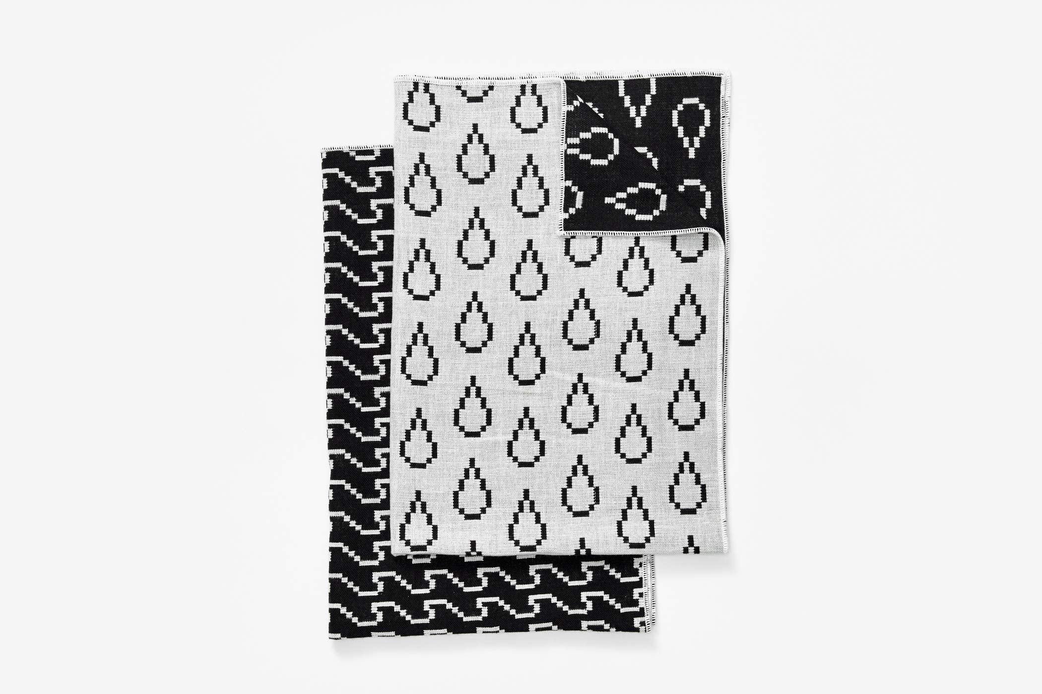Areaware Bitmap Tea Towels Wave & Drop (Black & White)