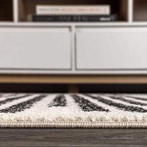 JONATHAN Y MOH207A-4 Khalil Modern Berber Stripe Indoor Farmhouse Area -Rug Bohemian Minimalistic Striped Easy -Cleaning Bedroom Kitchen Living Room Non Shedding, 4 X 6, Cream,Black