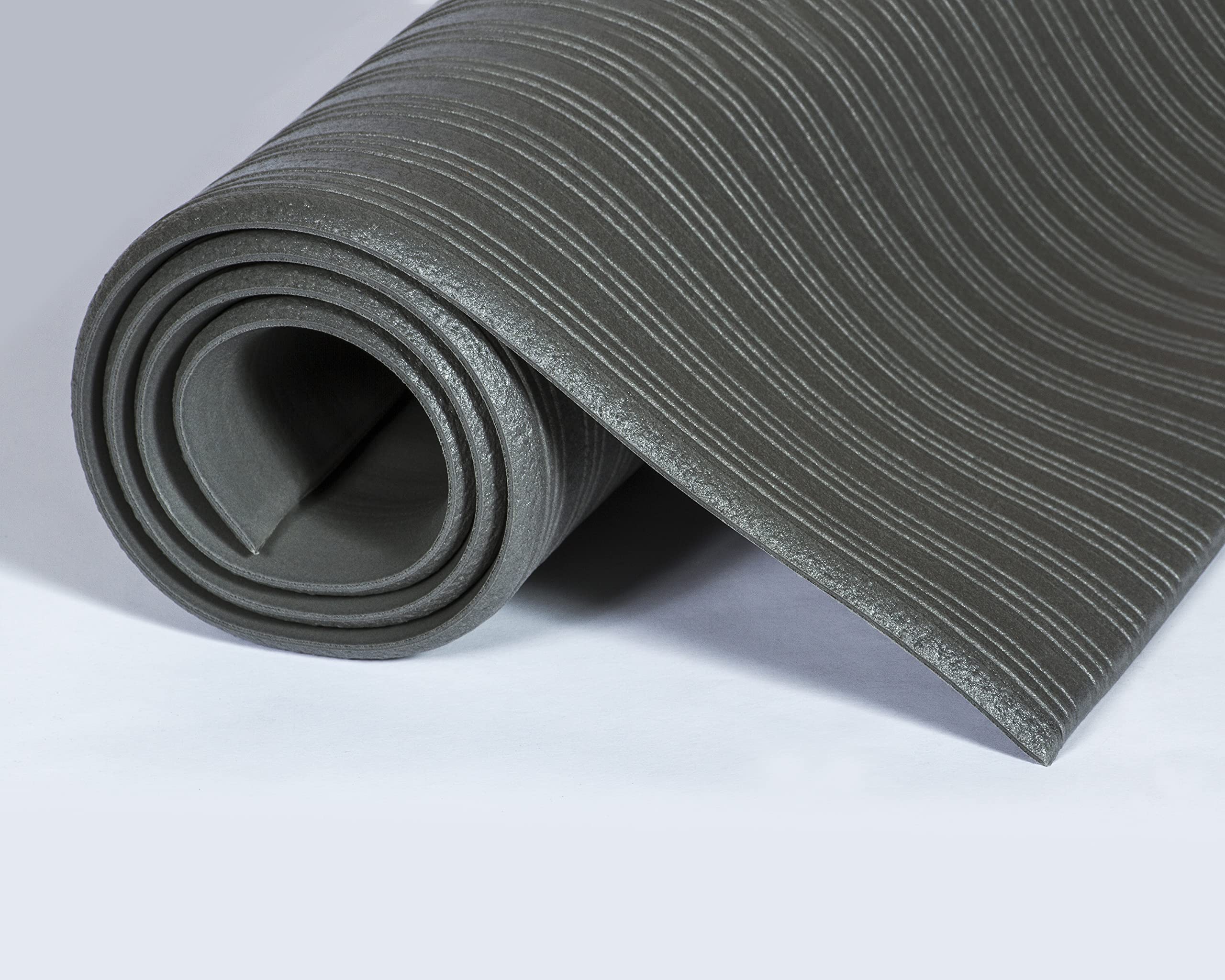 Crown FL2436GY Ribbed Vinyl Anti-Fatigue Mat, 24 x 36, Gray