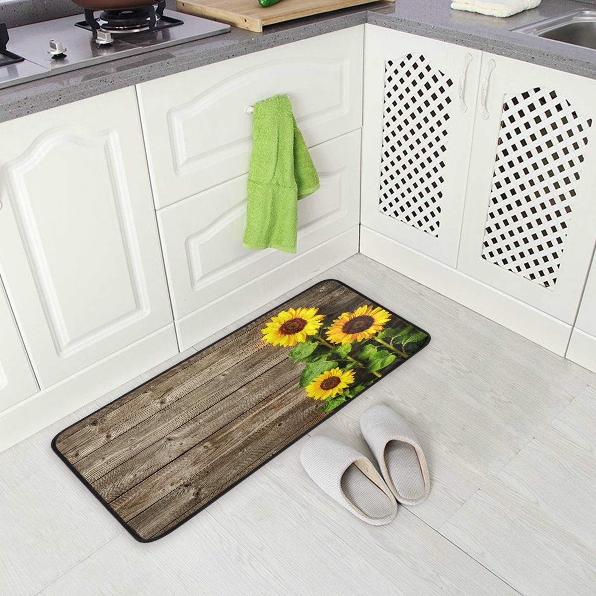 susiyo Kitchen Rug Mat, Yellow Sunflowers on Wooden Board Kitchen Mat Anti-Fatigue Comfort Floor Mat Non Slip Oil Stain Resistant Easy to Clean Kitchen Rug Bath Rug Carpet for Indoor Outdoor Doormat