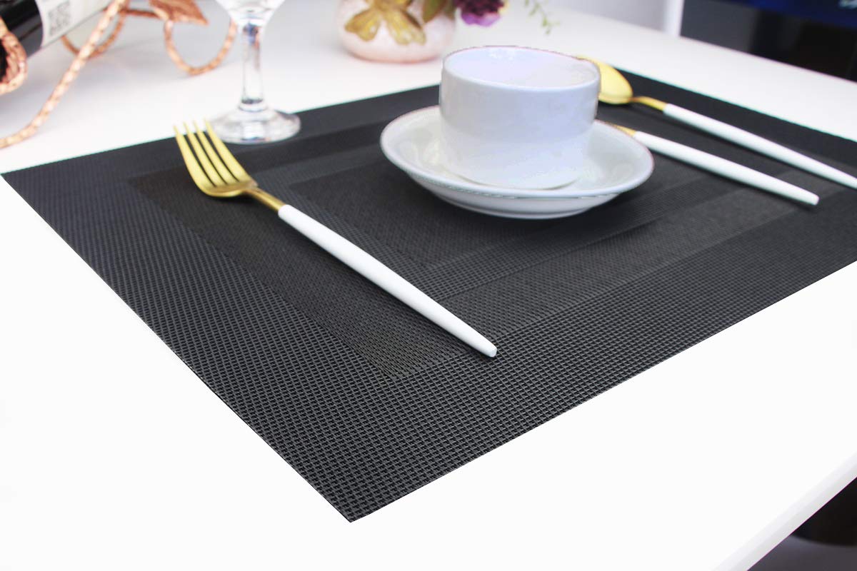 PIGCHCY Placemats,Washable Vinyl Woven Table Mats,Elegant Placemats for Dining Table Set of 4(18"X12", Pure Black)