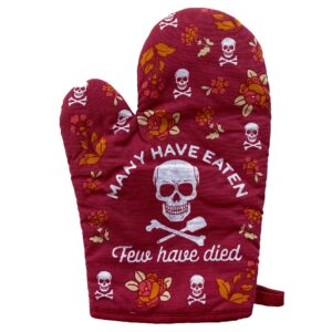 many have eaten few have died oven mitt funny sarcastic cooking kitchen glove funny graphic kitchenwear halloween funny sarcastic novelty cookware red oven mitt