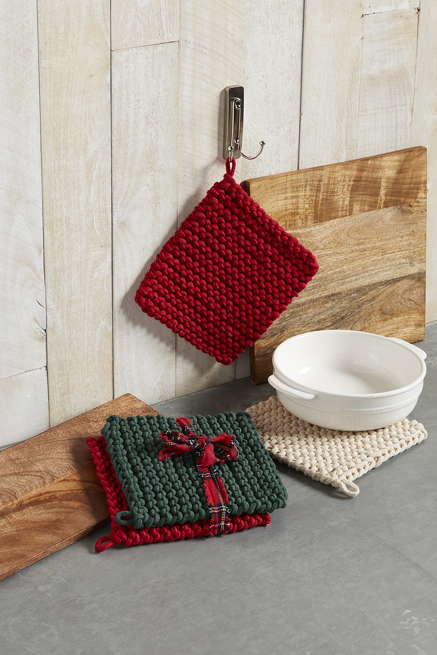 Mud Pie Christmas Crochet Pot Holder Set, White & Red, 8" x 8"